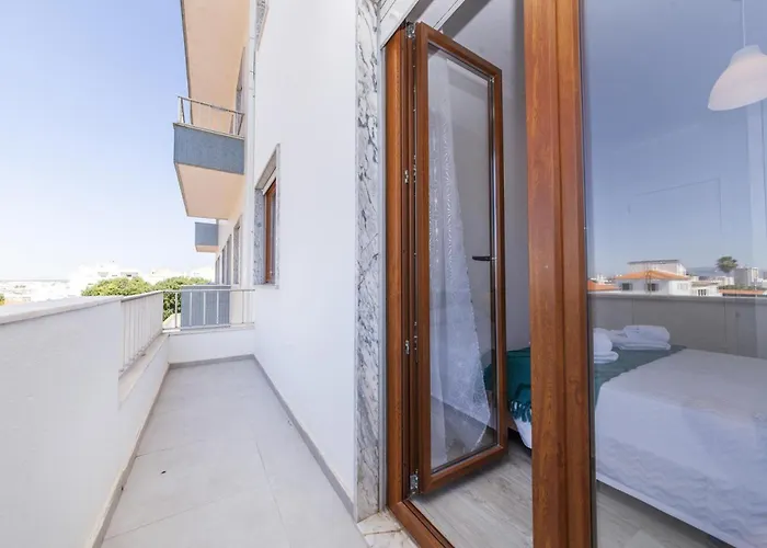 Appartement C09 - 3 Bed *